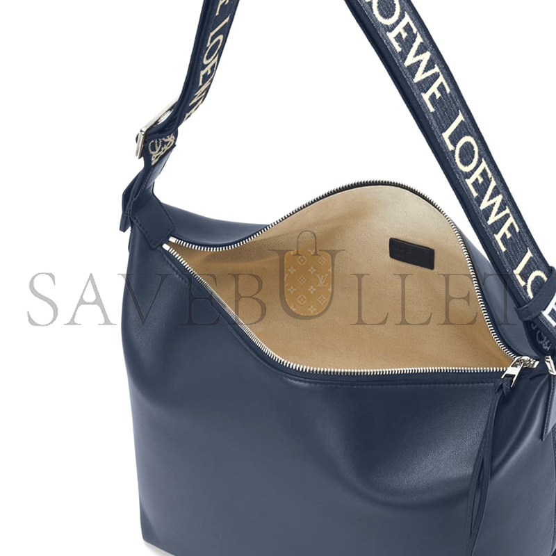 LOEWE CUBI CROSSBODY BAG IN SUPPLE SMOOTH CALFSKIN AND JACQUARD B906K70X01 (44*30*18cm) LOEWE CUBI CROSSBODY BAG IN SUPPLE SMOOTH CALFSKIN AND JACQUARD B906K70X01 (44*30*18cm)